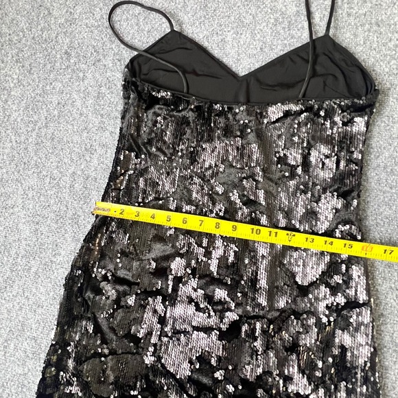 LPA Revolve Black Sequin Spaghetti Strap V-Neck Mini Dress Medium LBD Night Out - Picture 7 of 12